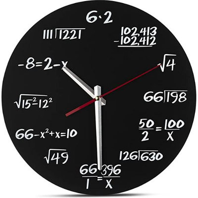 時鐘 獨特的掛鐘每個小時都以簡單的數學公式標記 可