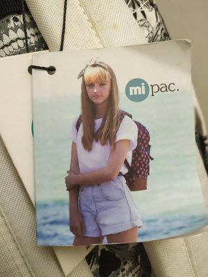 現貨 Mi Pac 英倫街頭輕時尚 時尚設計 後背包/雙肩包