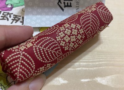 美家園日本生活館 日本製 印傳屋鹿皮 拉鏈方型印章包 紅色紫陽花賣場
