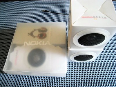 全新 Nokia Xpress Music簡易型可攜式紙喇叭(六