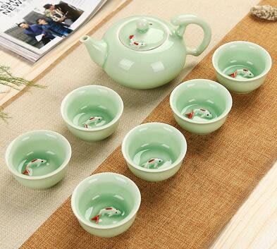 4769A 日式質感浮雕鯉魚陶瓷茶具組 青瓷茶壺茶杯組一壺六杯 喝茶茶組套裝陶瓷茶壺茶杯