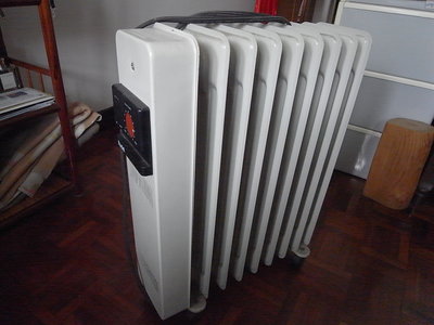 (保留) 義大利製, Radel 葉片式電暖器 8片款, 便宜出售, 限新店自取