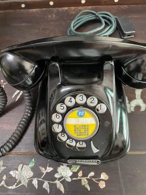 阿公的舊情人 早期 電信局 老電話 電木 非手搖 黑色