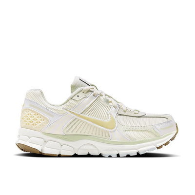 【晴沐代購】NIKE 女鞋 W ZOOM VOMERO 5 SAIL BUFF GOLD 檸檬綠黃 黃綠 奶白綠【FV3638-171】