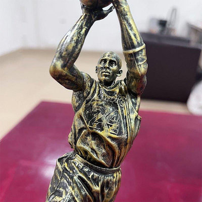 科比 NBA 籃球超級明星曼巴精神青銅雕像紋理模型裝飾