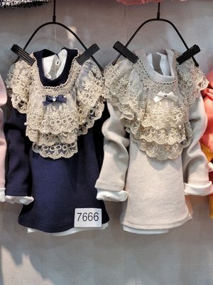 韓國 童裝 米色領邊金蕾絲棉質上衣 女童 現貨米色5-15 蘋果布丁韓國童裝