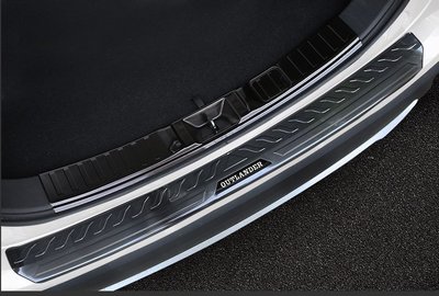 現貨 MITSUBISHI 三菱 OUTLANDER 2017-21年專用 不銹鋼 鈦黑款(黑標) 外置後護板 尾門踏板