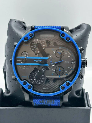 DIESEL Mr.Daddy 2.0 灰色錶盤 藍色尼龍矽膠錶帶 四時區 石英 三眼計時 男士手錶 DZ7434腕錶