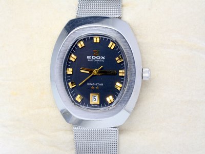 《寶萊精品》EDOX 伊度銀黑橢圓型自動男子錶