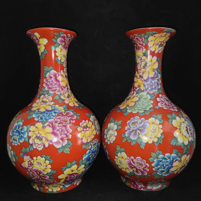 清雍正年制粉彩萬花瓶480。14817