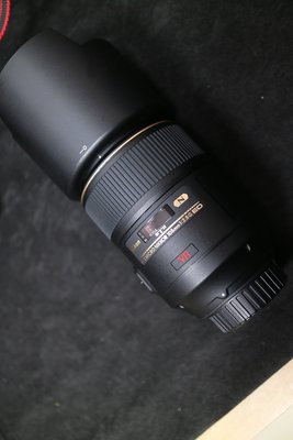 Nikon AF-S 105mm F2.8 Micro-Nikkor VR 9.9成新 水貨 盒裝齊全