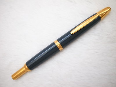 A939 百樂 日本製 capless 美麗的灰桿 18k M尖鋼筆(7.5成新)