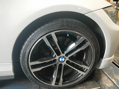 DJD19051215 BMW E90 18 M鋁圈修理服務 歡迎預約 依現場估價為準