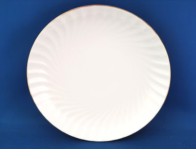 [美]超美的英國名瓷ROYAL DOULTON骨瓷餐盤白色水波紋金邊,全新品