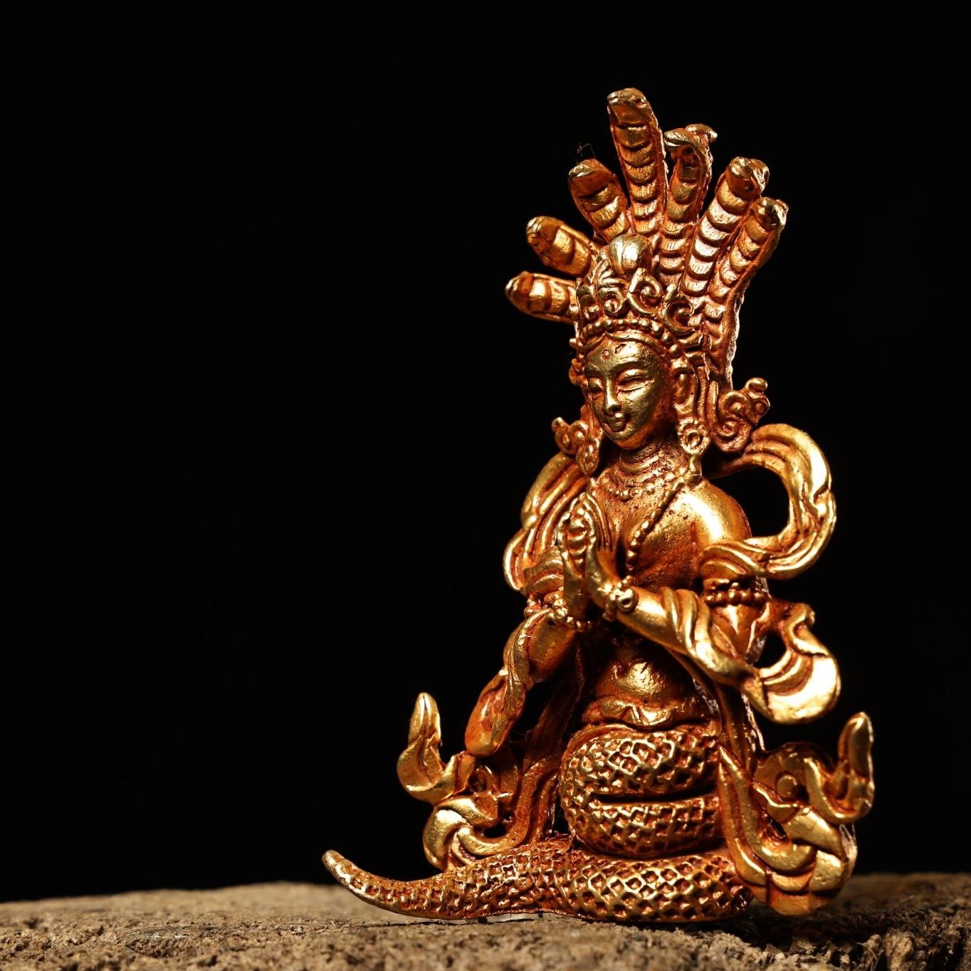 珍品舊藏收西藏收藏傳工藝純銅鎏金龍樹菩薩佛像工藝精湛造像精美重140 