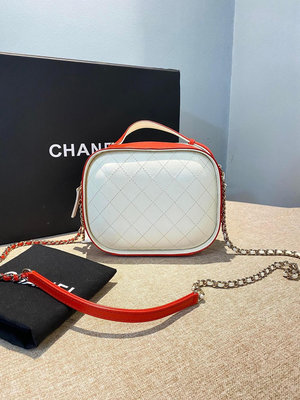 99新 Chanel拼色手提盒子相機包 鐳射27開 尺寸19