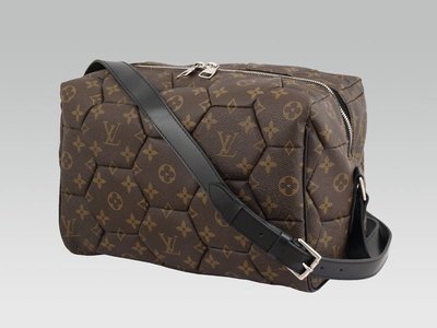 [熊熊之家3]保證正品 Louis Vuitton  LV 限量 郵差包 側背包