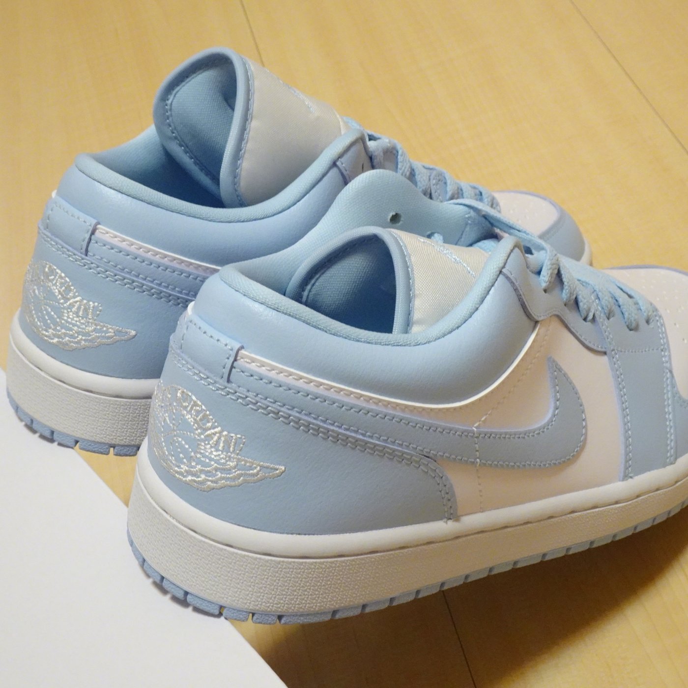 Nike Wmns Air Jordan 1 Low Aluminum 喬丹AJ1寶寶藍大學藍北卡藍