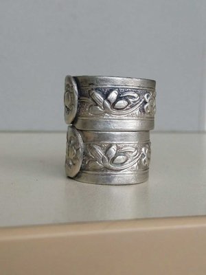 藏寶閣 （老銀飾品）清代老銀卷戒老銀戒指對戒佩帶效果好男人女人帶都可以就看尺寸了 Cchg6388