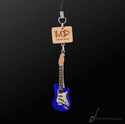 【老羊樂器店】MD 純手工刻製 木製 造型吊飾 電吉他