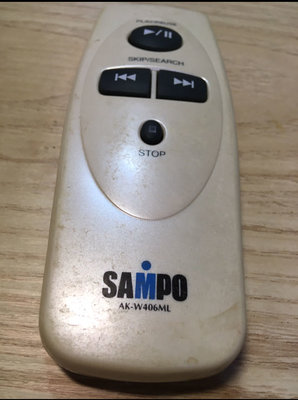 聲寶（SAMPO)手提式CD收錄音機遙控器（AK-W406ML)