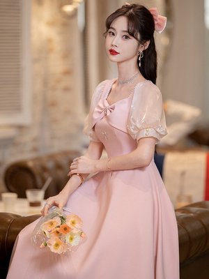 快速到貨 新款粉色新娘小晚禮服平時可穿小個子洋裝訂婚洋裝高級感伴娘服