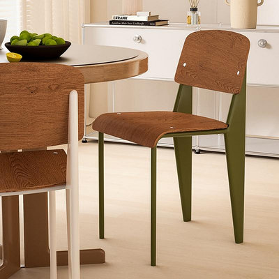 復古餐椅實木vitra椅子北歐餐桌椅設計師家用中古奶油風靠背凳子