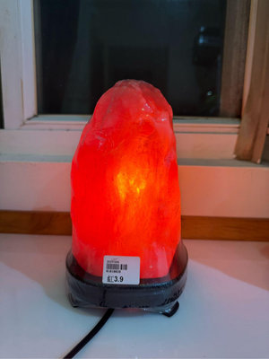 鴿血紅鹽燈 3.9公斤 實拍實賣 顏色紅潤 紋路優美