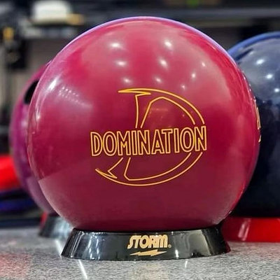 風暴品牌亞洲版領航者Domination 非平衡核心15磅弧線保齡球