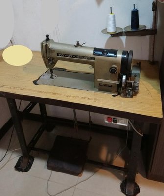 日本TOYOTA 工業用縫紉機/裁縫機/針車 LS2-AD148B
