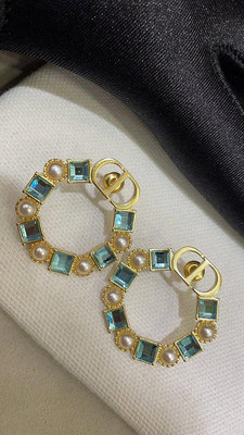 UU代購#Dior迪奧新款Petit CD淡藍色水晶珍珠圓形耳環