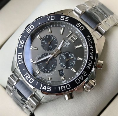 TAG HEUER Formula 1 灰色錶盤 黑色陶瓷間銀色不鏽鋼錶帶 石英 三眼計時 男士手錶 CAZ1011.BA0843
