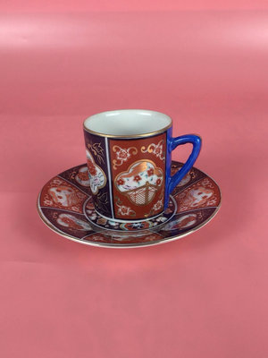日本回流瓷器 伊萬里濃縮咖啡杯，有5套標價為一杯一碟價格，中