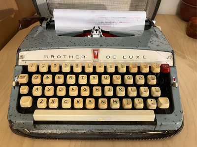 早期 1968’s Brother 古董 打字機 日本製