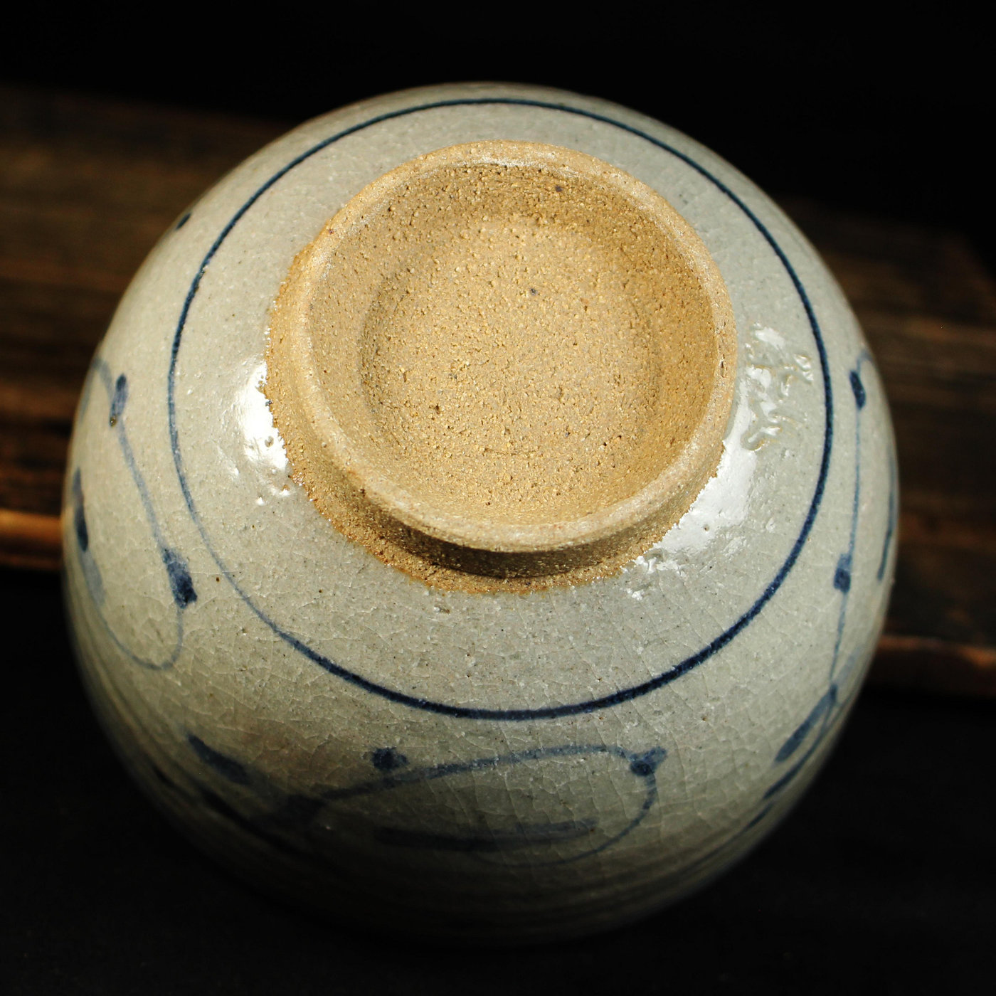 茶碗□青磁 花唐草紋唐物碗 古い青磁 平茶碗 お茶道具 古玩 唐物 中国 