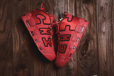 Nike Air More Uptempo Chicago 復古 籃球鞋“芝加哥黑紅絲綢字體”AJ3138-600【ADIDAS x NIKE】