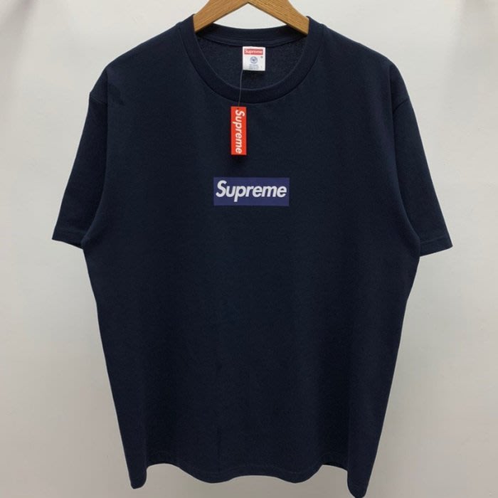 Supreme New York Yankees Box Logo Tee | Yahoo奇摩拍賣