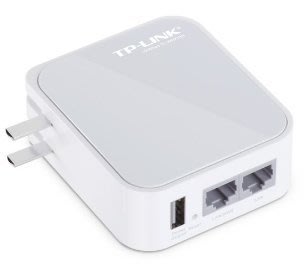 8~9成新 TP-LINK Wi-iF無線路由器 TL-WR710N 攜帶型 , AP USB充電 分享器 路由 放大器
