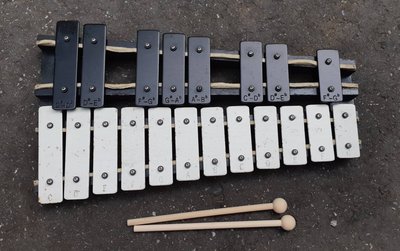 二手~LINKO 20音標準鐵琴 桌琴 (2)~~附琴槌~~台灣製造