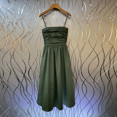 現貨-純色褶皺修身吊帶連衣裙女夏季歐美新款氣質性感長裙3BB簡約