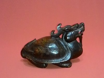 青玉龍龜