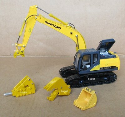 [丸山建機模型店]---SUMITOMO SH210-6 + 手工製三工具 1/50 怪手挖土機模型