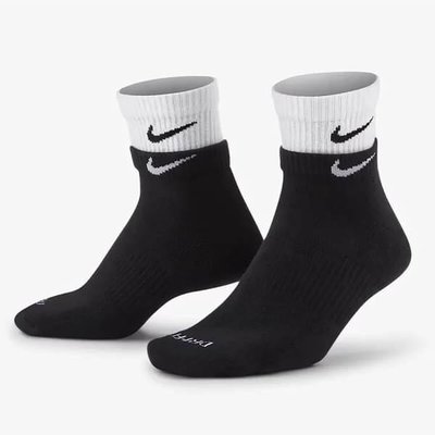 【NIKE 耐吉】Nike Everyday Plus Cushioned 短襪 低筒襪 雙層 黑/白 DH4058-011 尺寸:S/M/L
