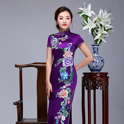 上海批發供應 紫羅蘭葉子牡丹手推繡長款旗袍 真絲旗袍