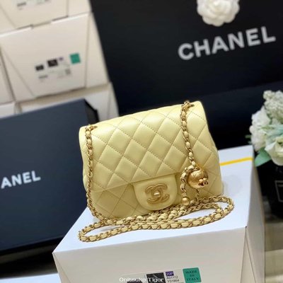 二手Chanel Flap Bag 新款金屬球包金珠CF方胖子 AS1786鵝蛋黃
