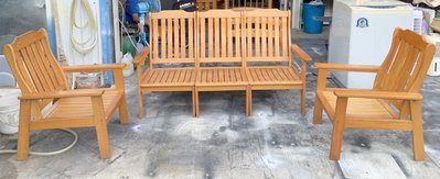 鑫高雄駿喨二手貨家具(全台買賣)----實木 木頭椅 1人 3人 木頭沙發 組合沙發 客廳椅