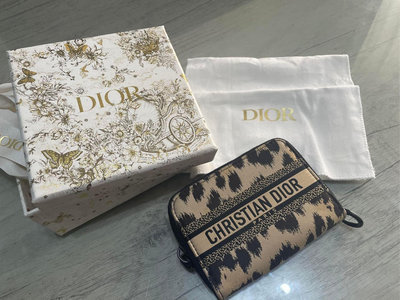 Dior 超美豹紋拉鍊卡片夾零錢包