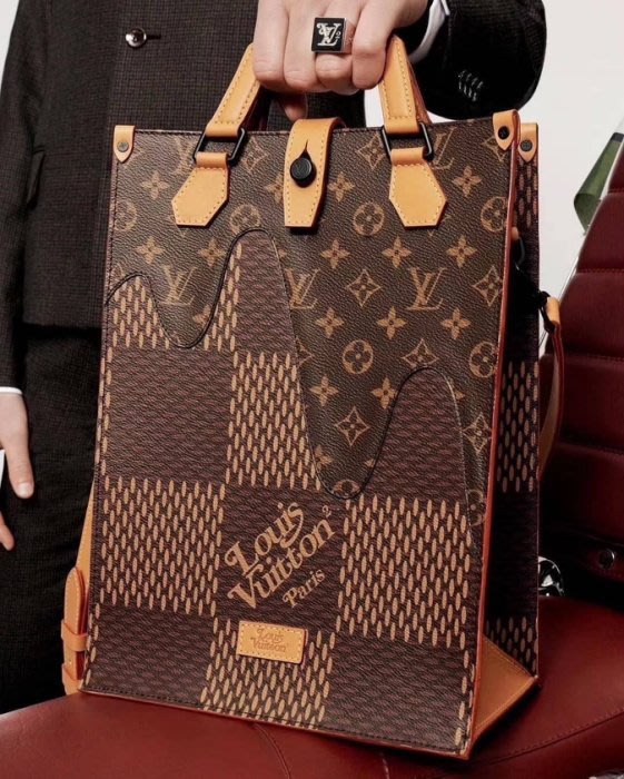 Louis Vuitton Bag LV Virgil Abloh ONTHEGO BAG M44576 in 2023