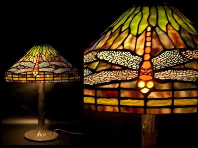 Tiffany蒂芙尼仿古彩色玻璃蜻蜓圖案檯燈