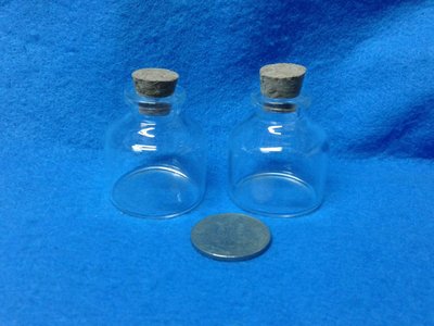 【鑫寶貝】貝殼DIY  玻璃瓶 (7) 37mm*40mm  口徑1.3公分 星沙瓶 星砂瓶 玻璃瓶 附木塞 單價20  買十送一  100個以上七折